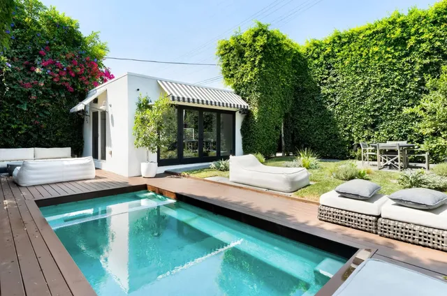 Wander West Hollywood