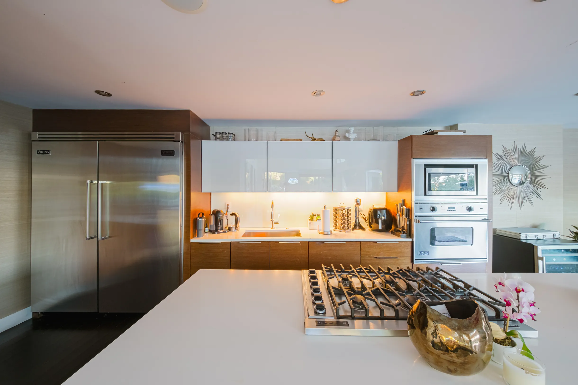 Wander Hollywood Vista #11