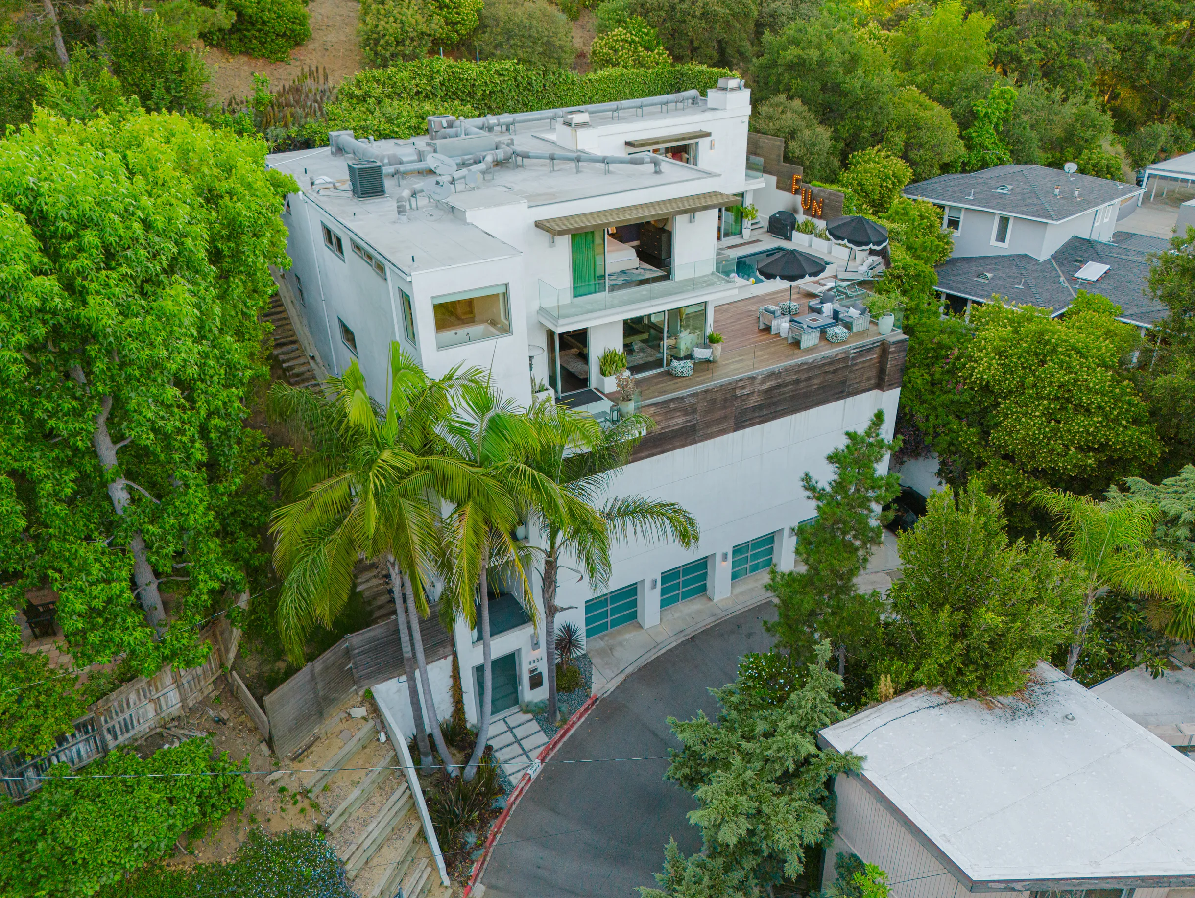 Wander Hollywood Vista #69