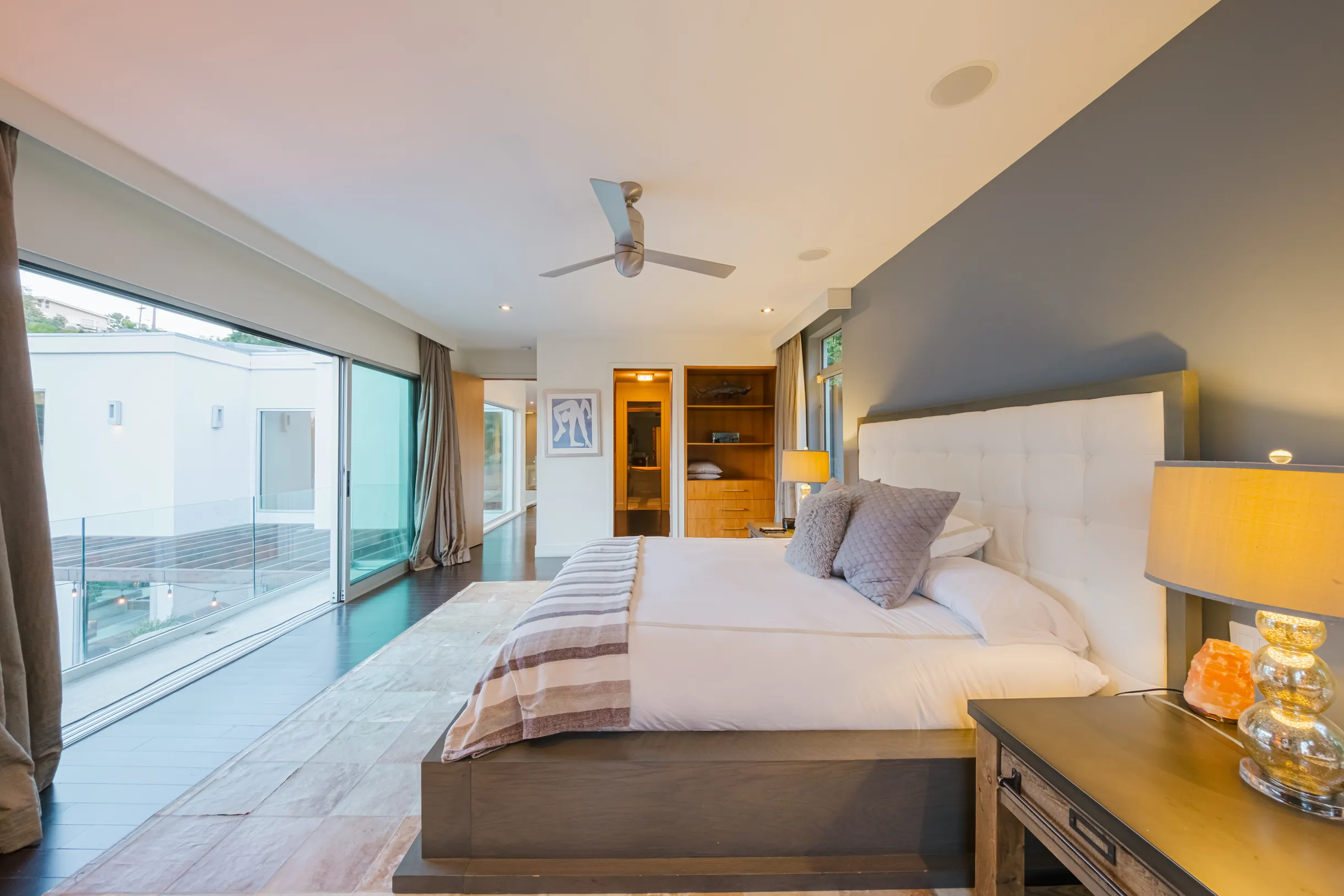 Wander Hollywood Vista #74