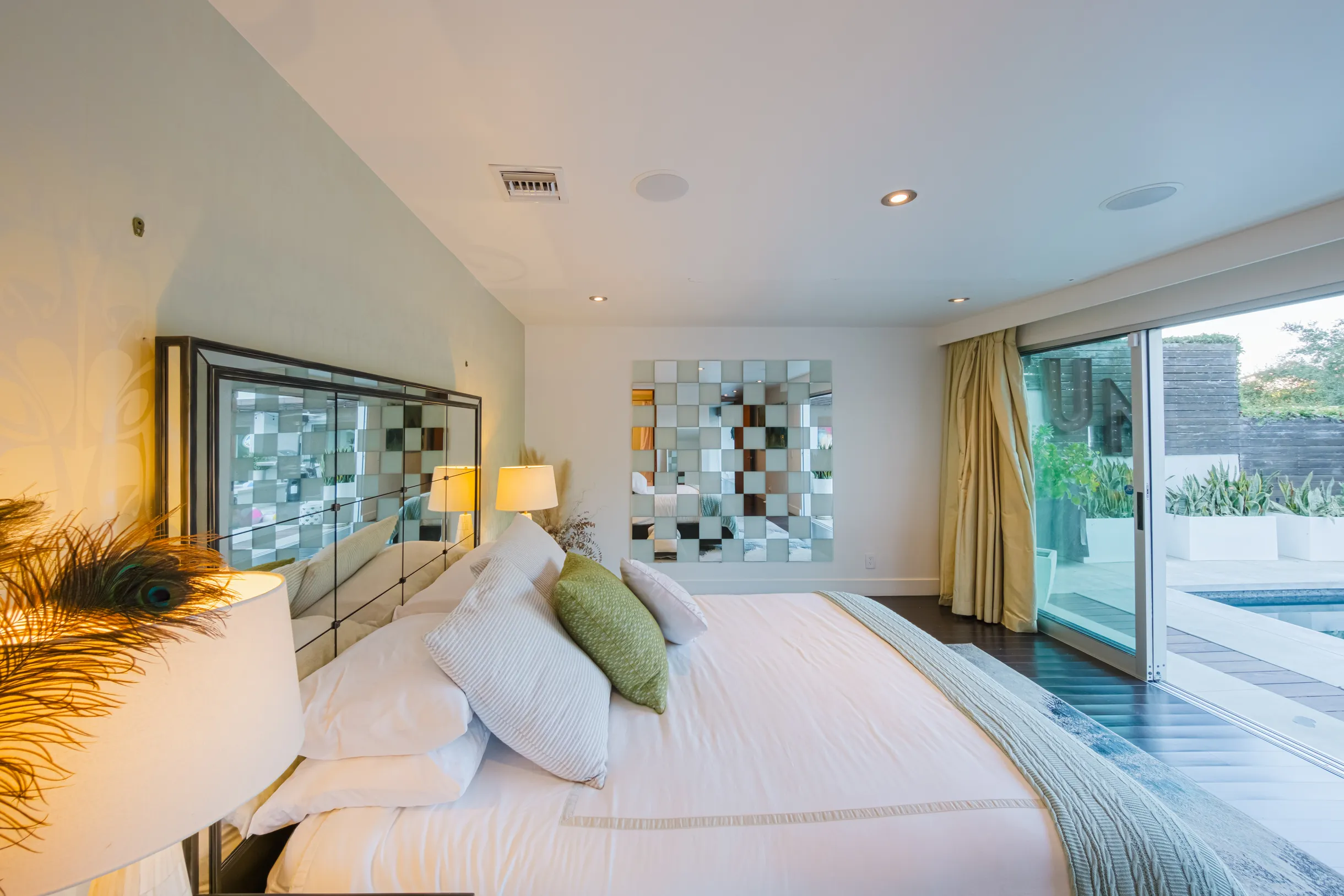 Wander Hollywood Vista #55