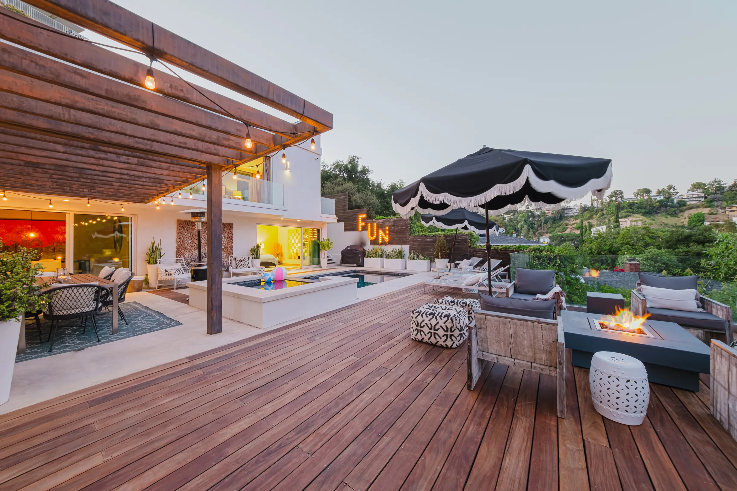 Wander Hollywood Vista #71