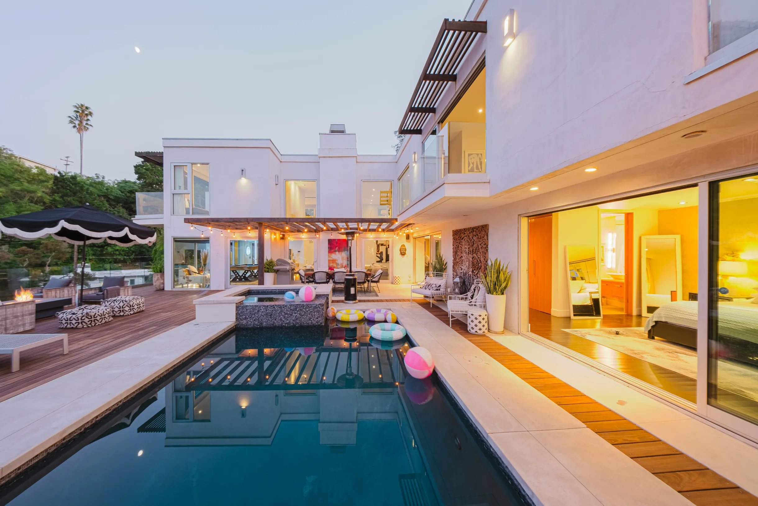 Wander Hollywood Vista #18