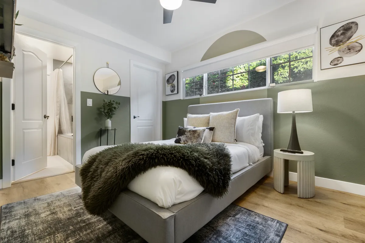 Bedroom 3 image