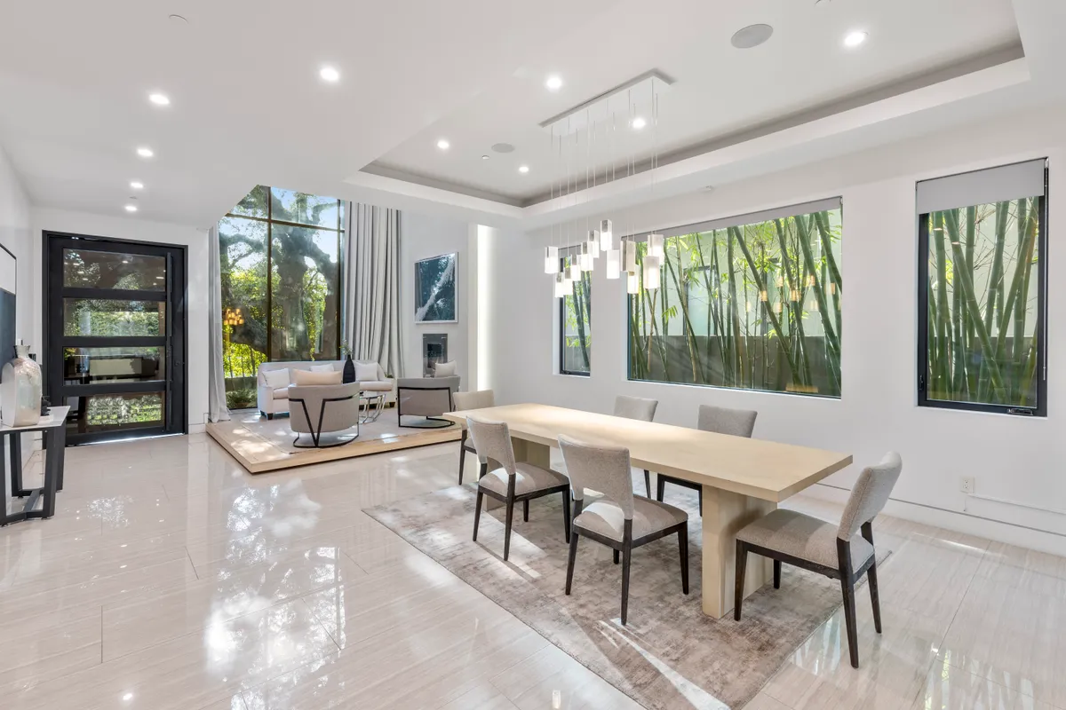 Wander West Hollywood Villa