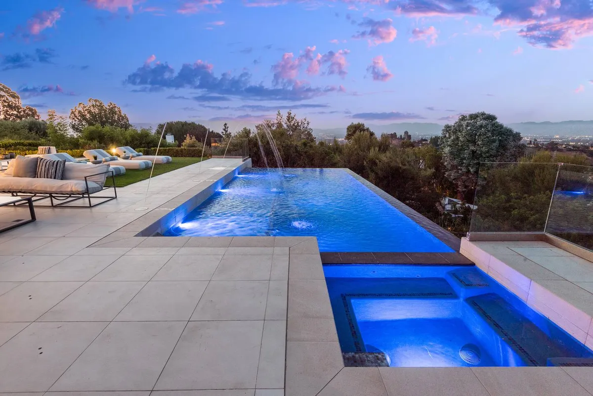 Wander Tarzana Hills #2
