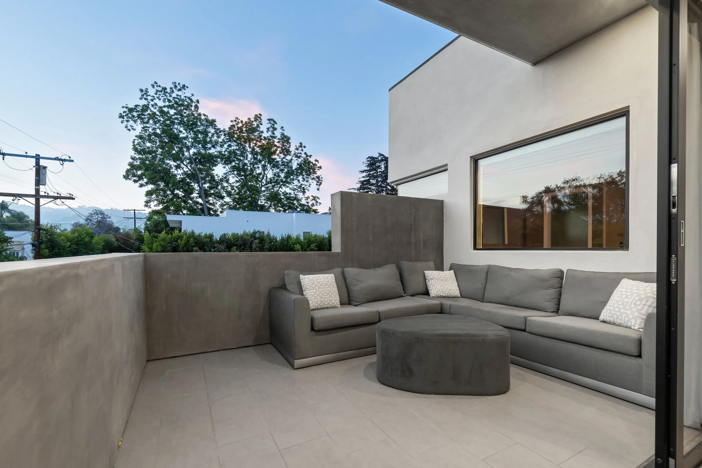 Wander Hollywood Oasis #11