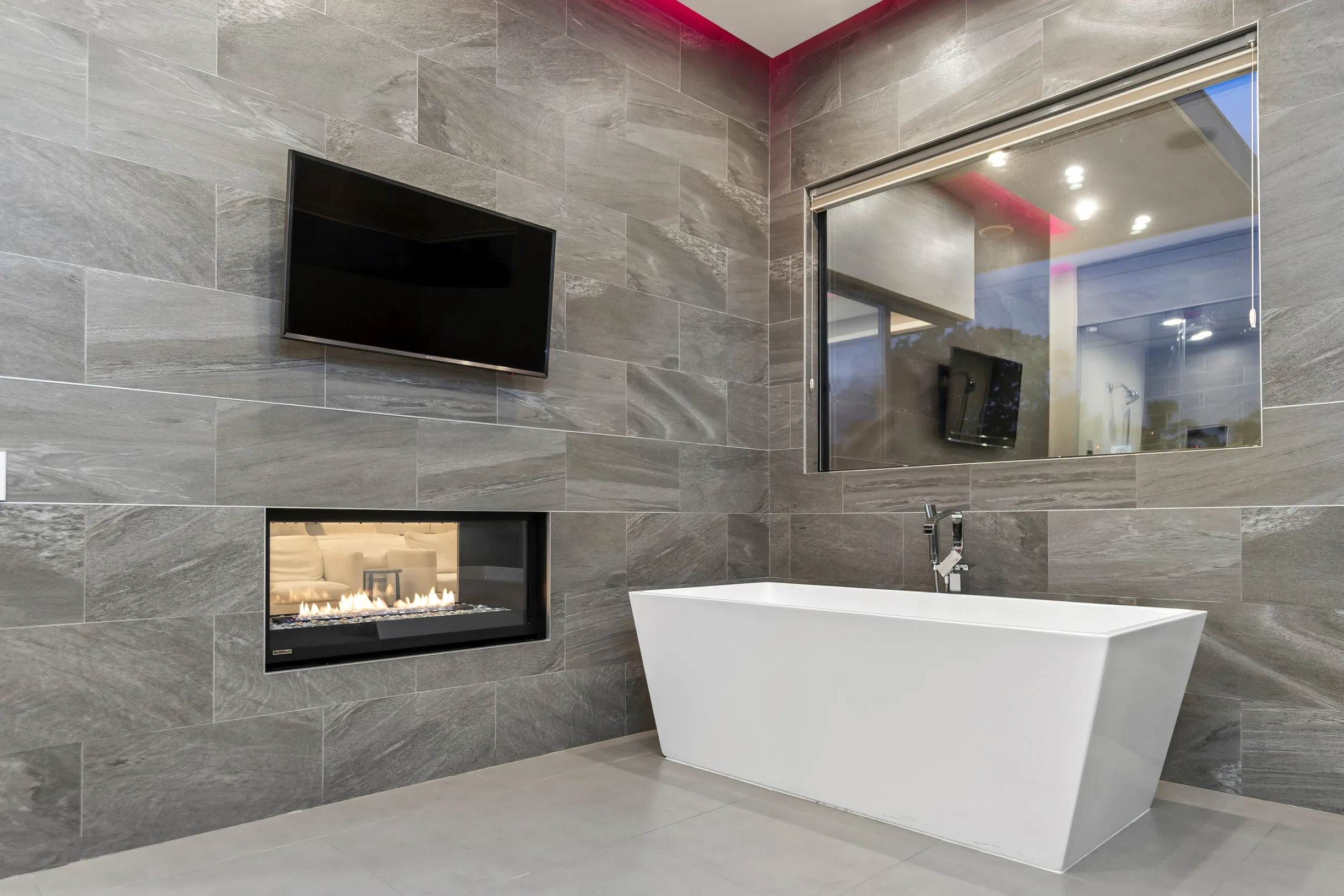 Wander Hollywood Oasis #21