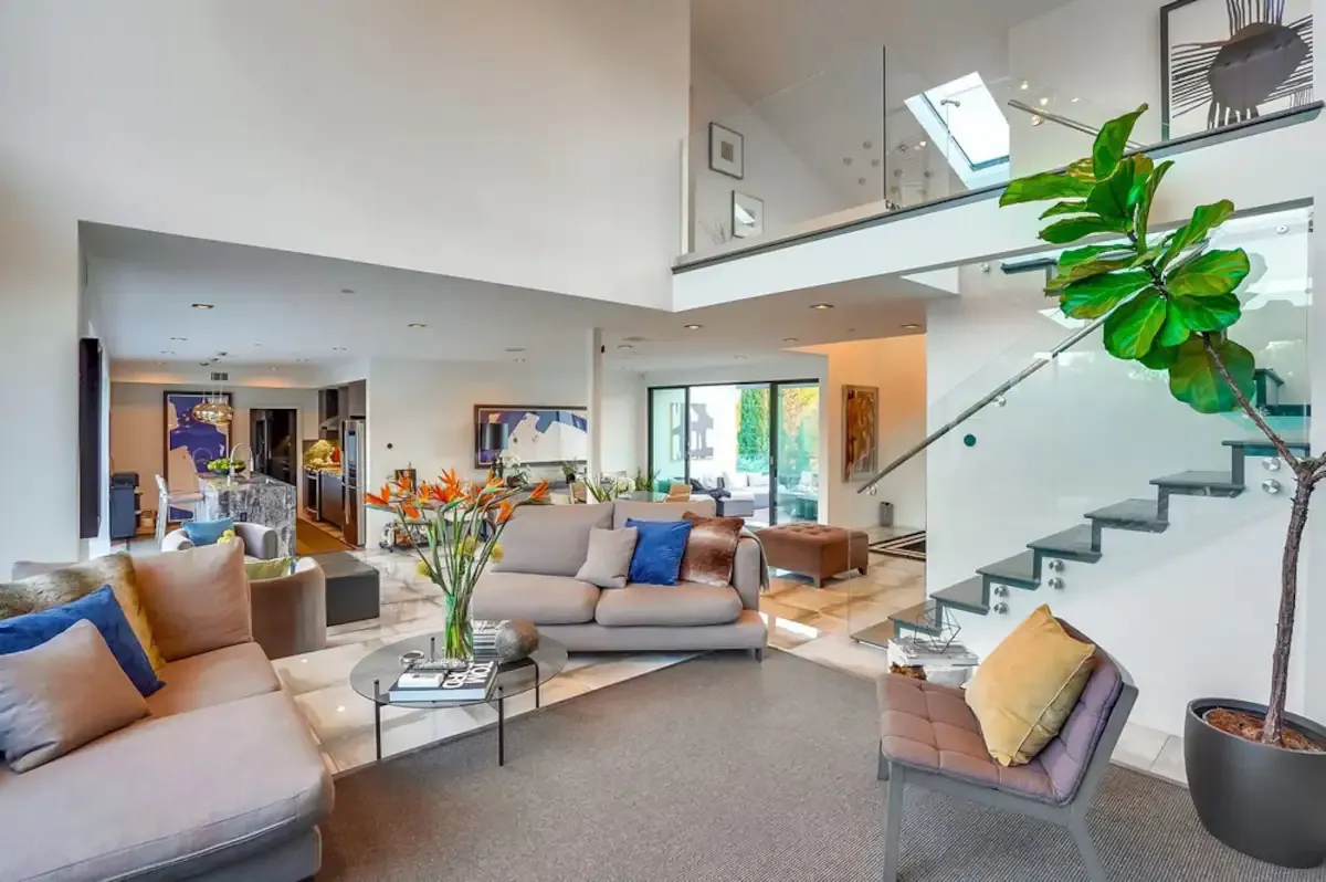 Wander Hollywood Hillside #45