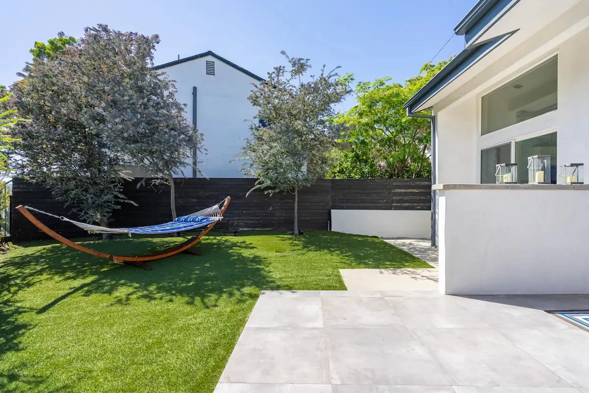 Wander Hollywood Hillside #53