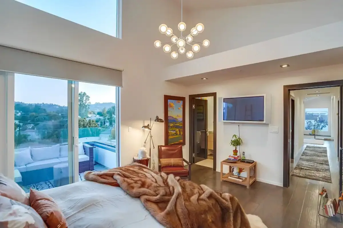 Wander Hollywood Hillside #46