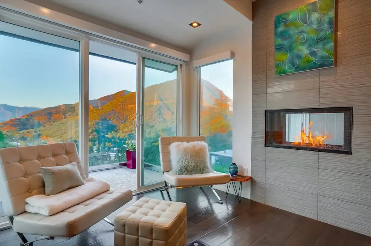 Wander Hollywood Hillside #48