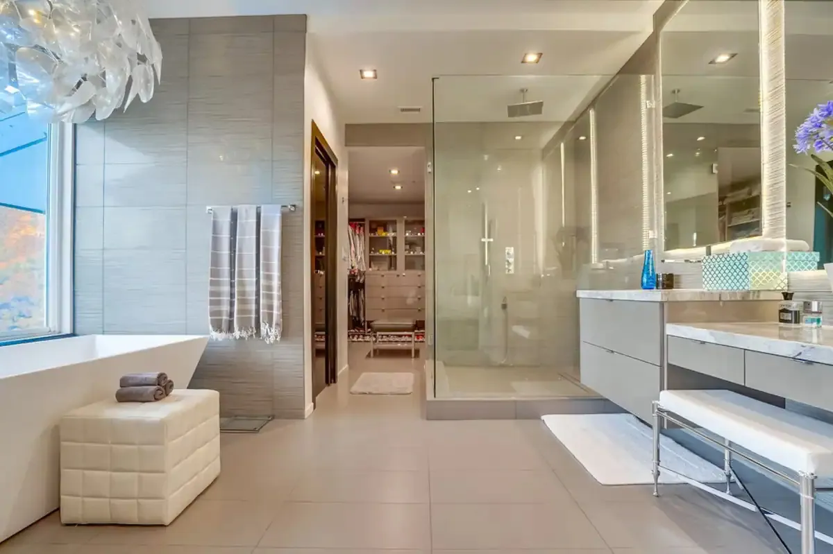 Wander Hollywood Hillside #49