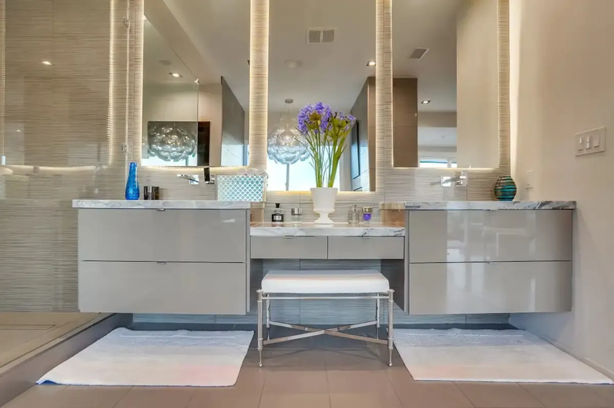 Wander Hollywood Hillside #54