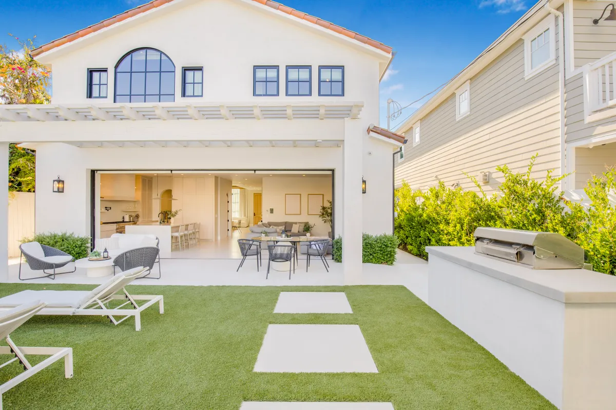 Property in Studio City, Los Angeles property photo 5