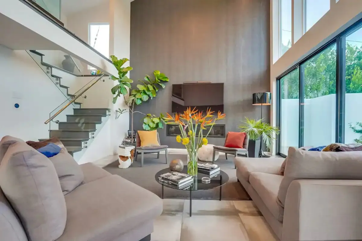 Wander Hollywood Hillside #27