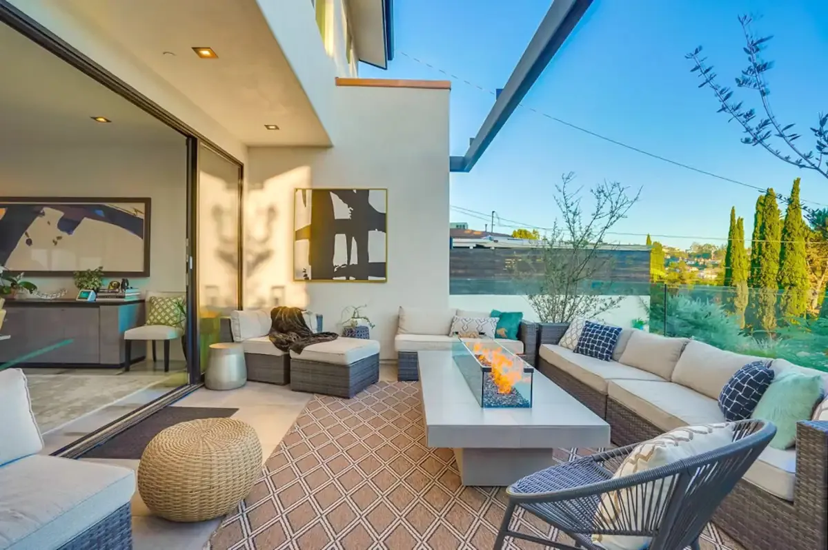 Wander Hollywood Hillside #42