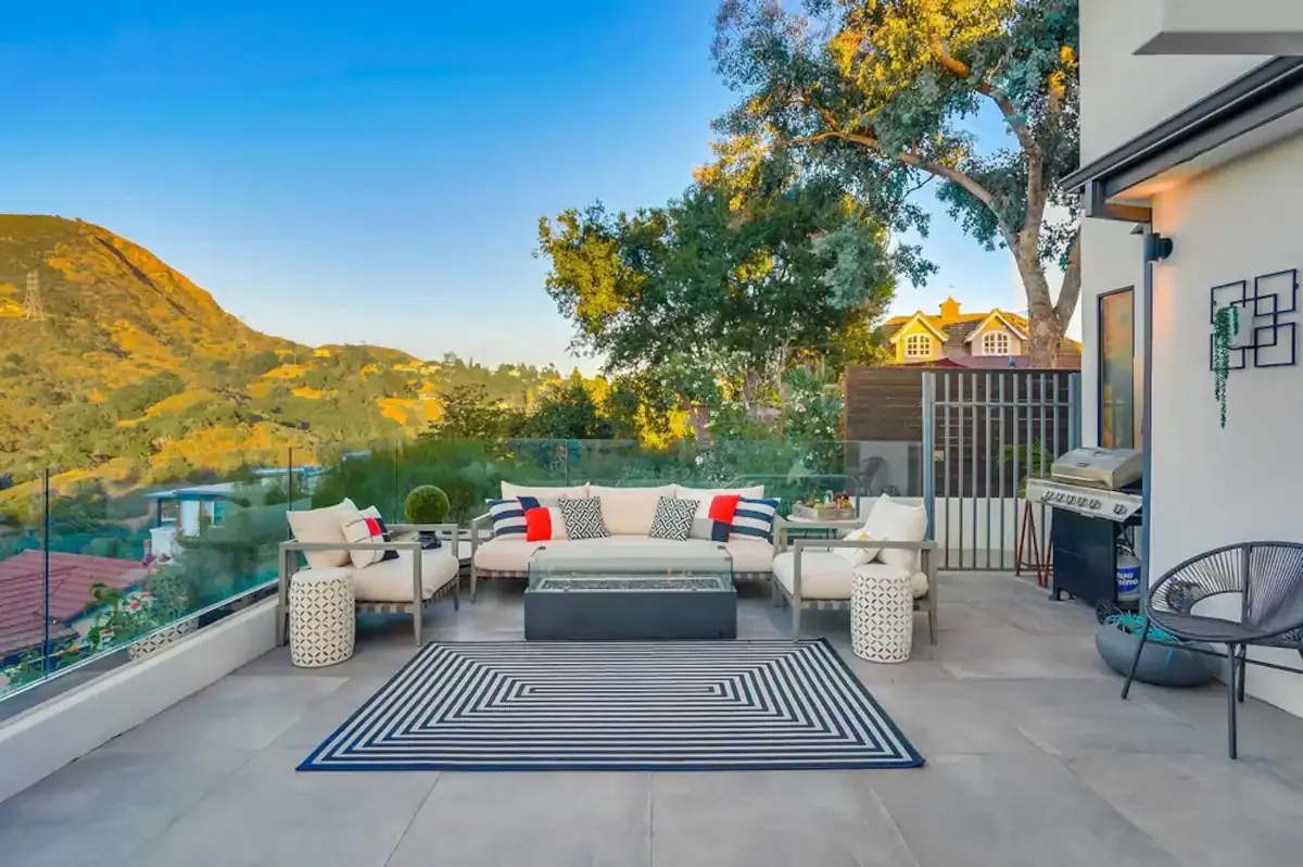 Wander Hollywood Hillside #12