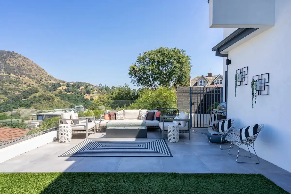 Wander Hollywood Hillside #30