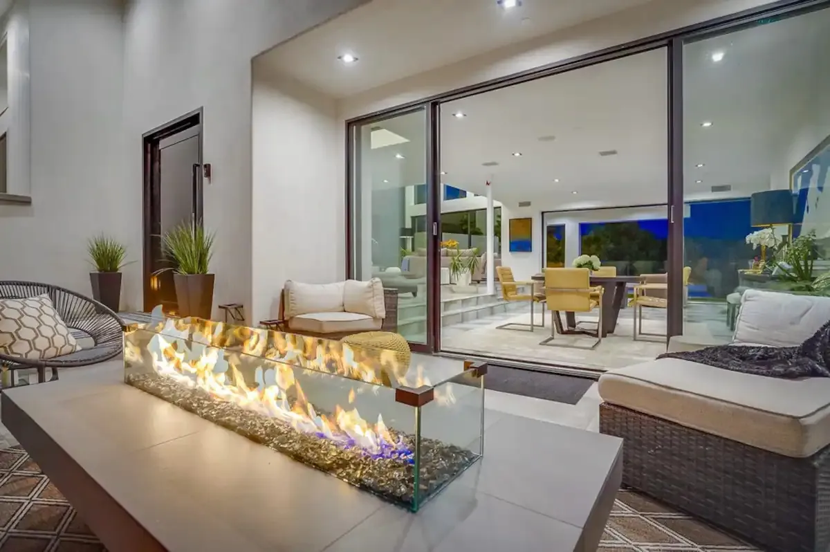 Wander Hollywood Hillside #32