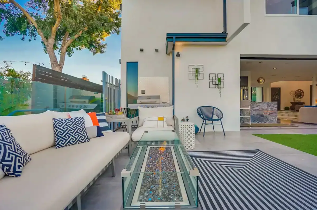 Wander Hollywood Hillside #71