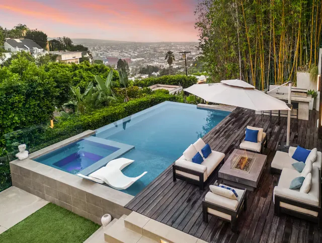 Wander Hollywood Mirage #2