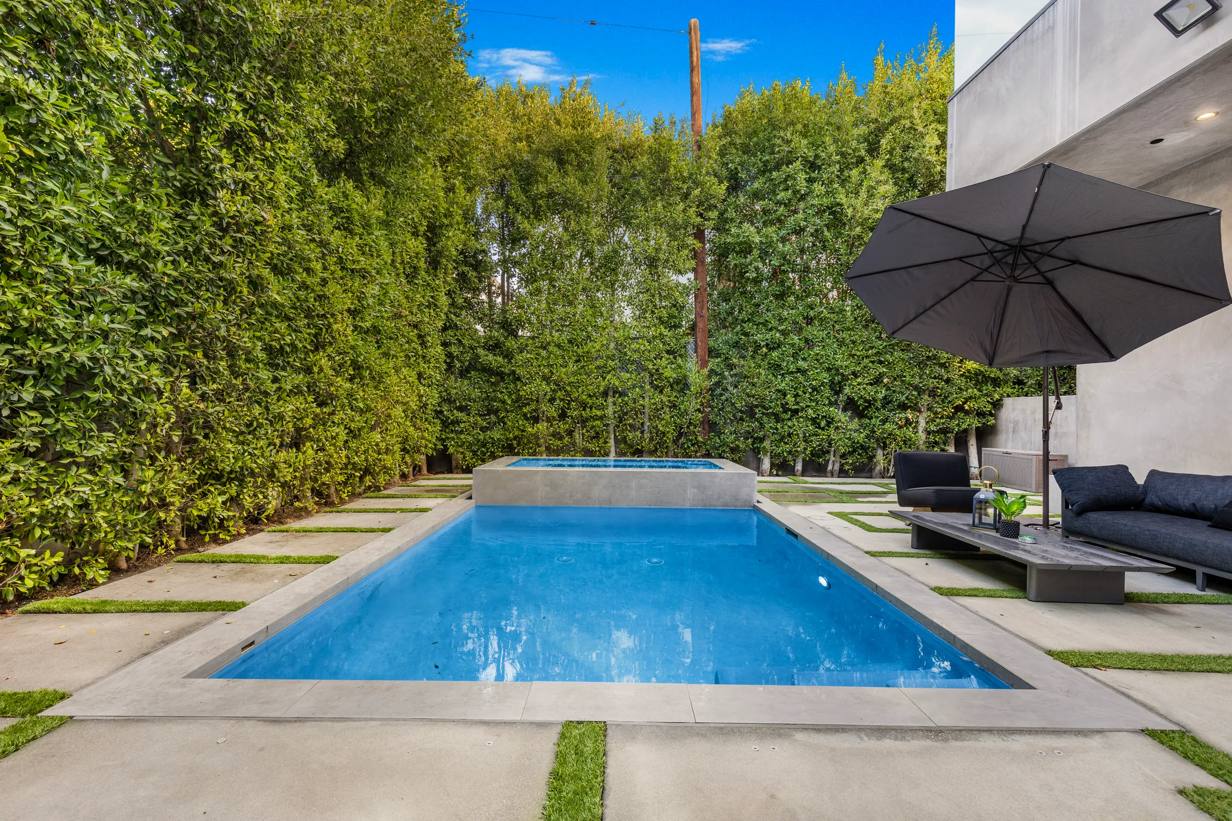 Wander West Hollywood Manor #46