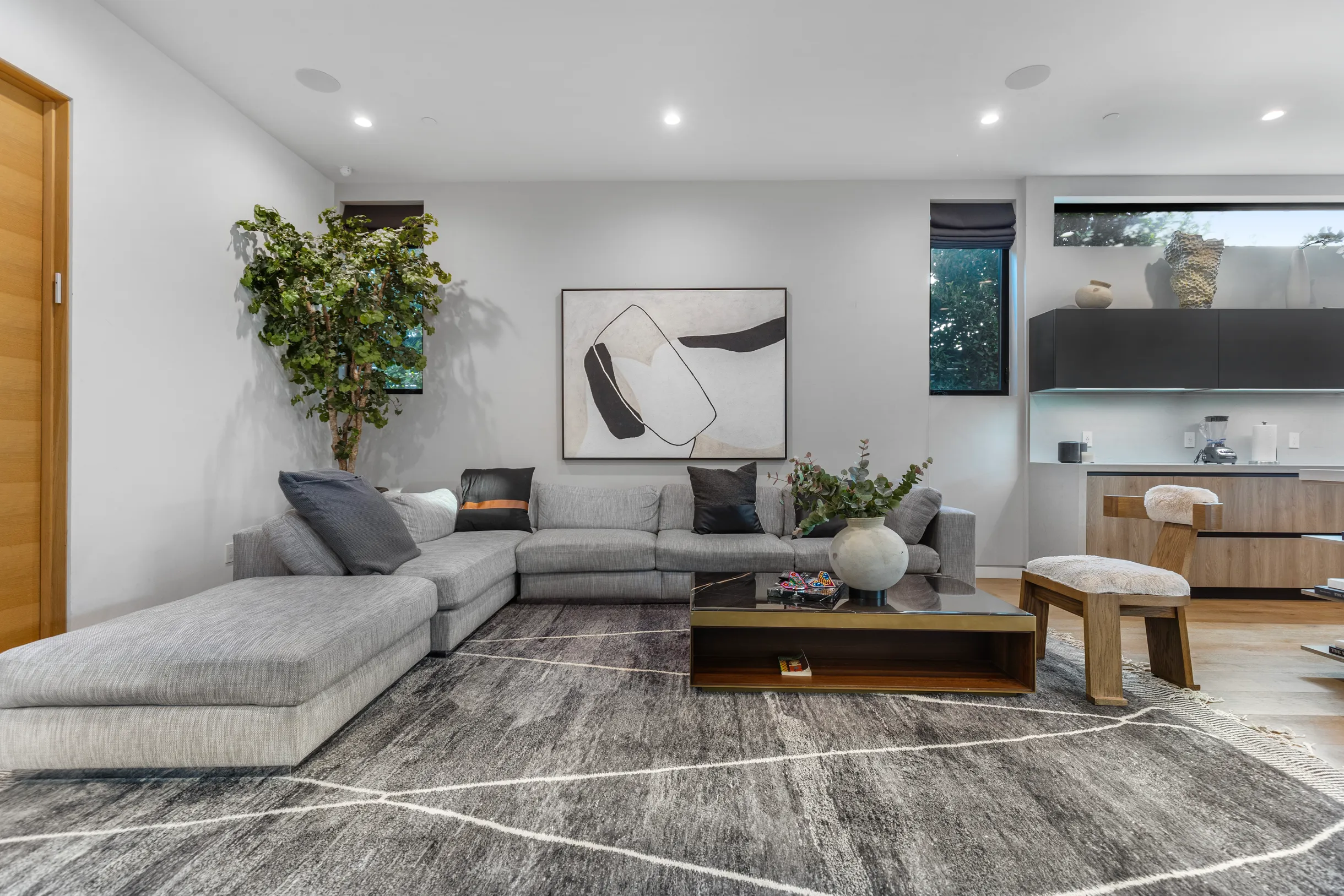 Wander West Hollywood Manor #34