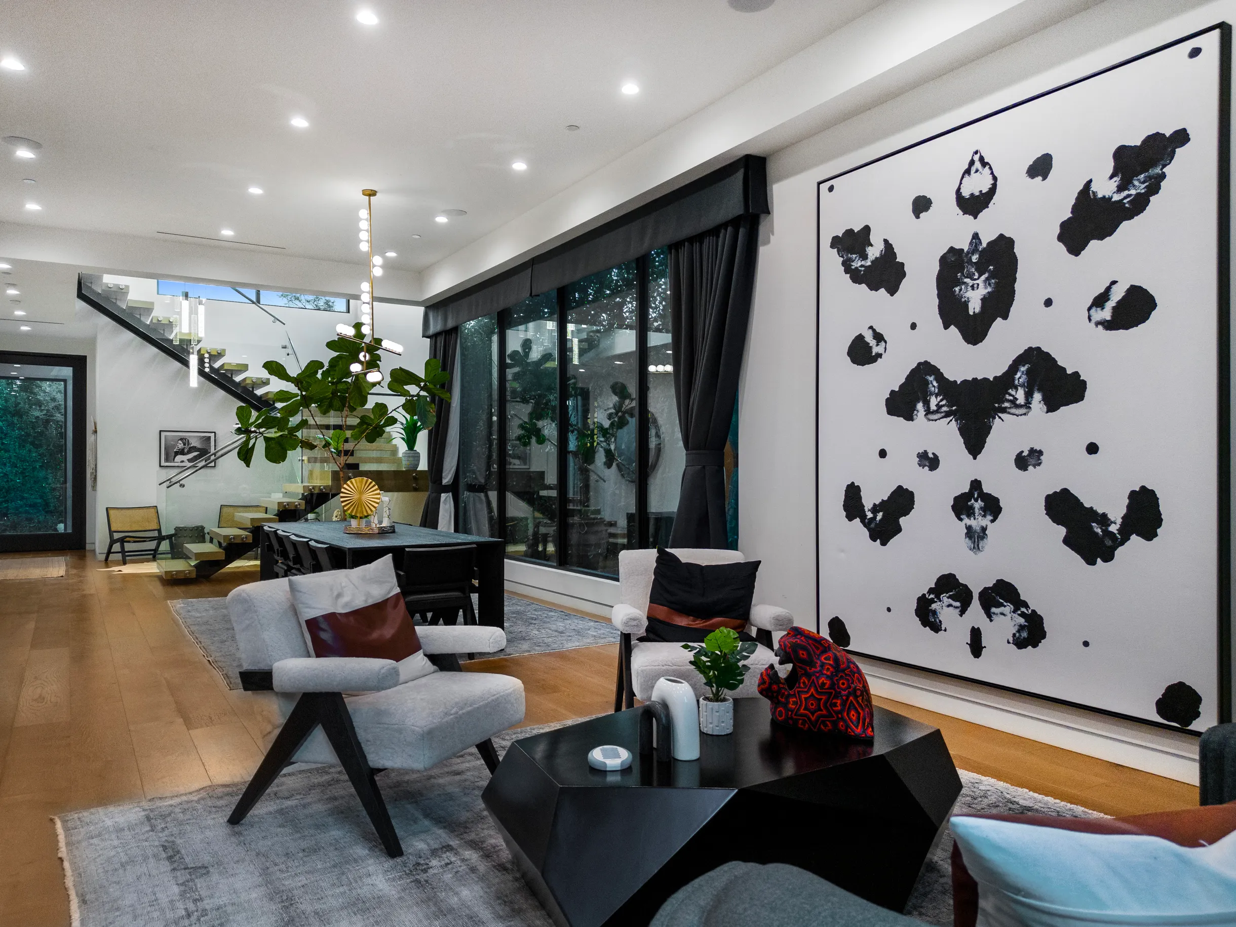 Wander West Hollywood Manor #27