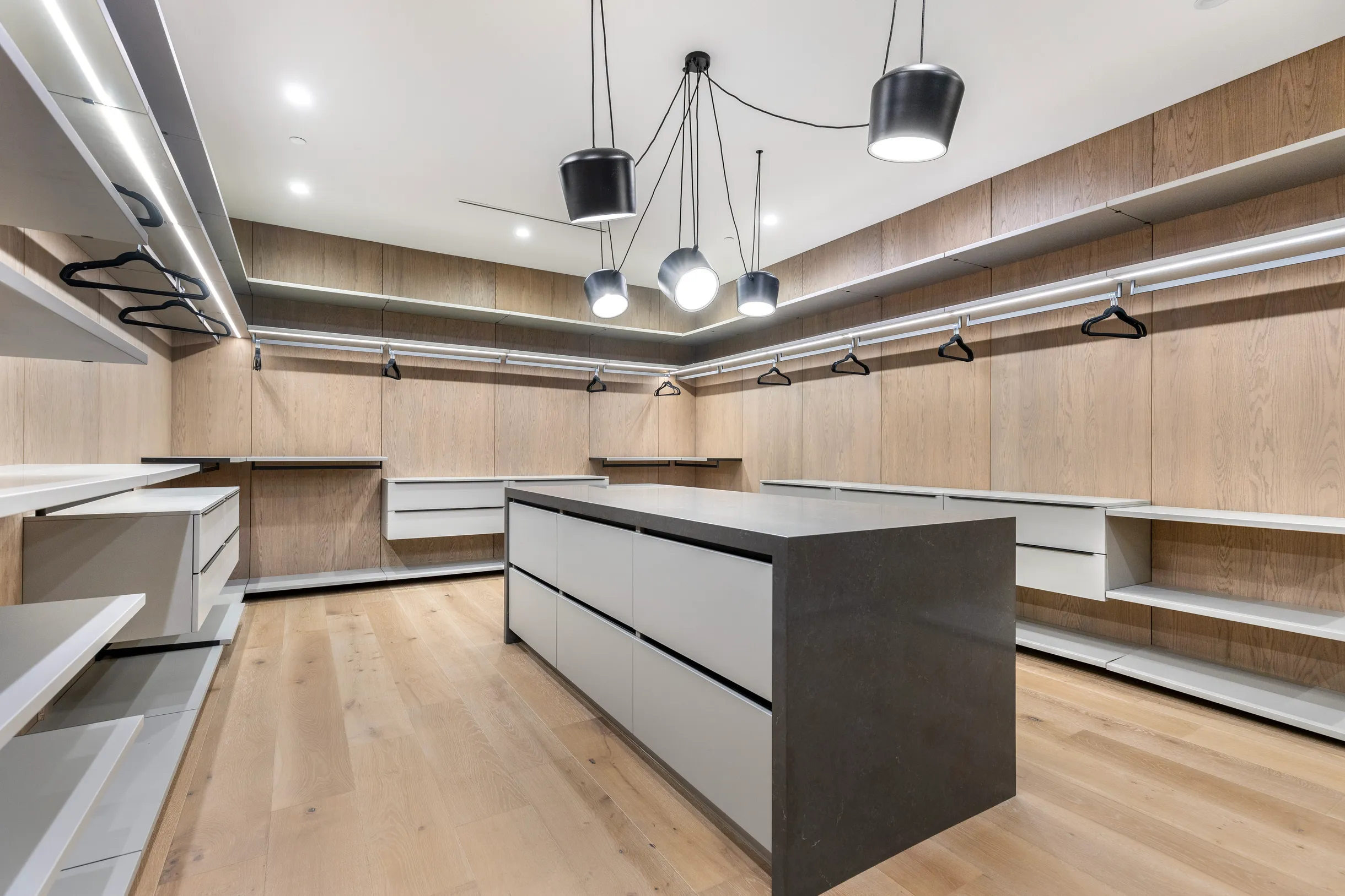 Wander West Hollywood Manor #40