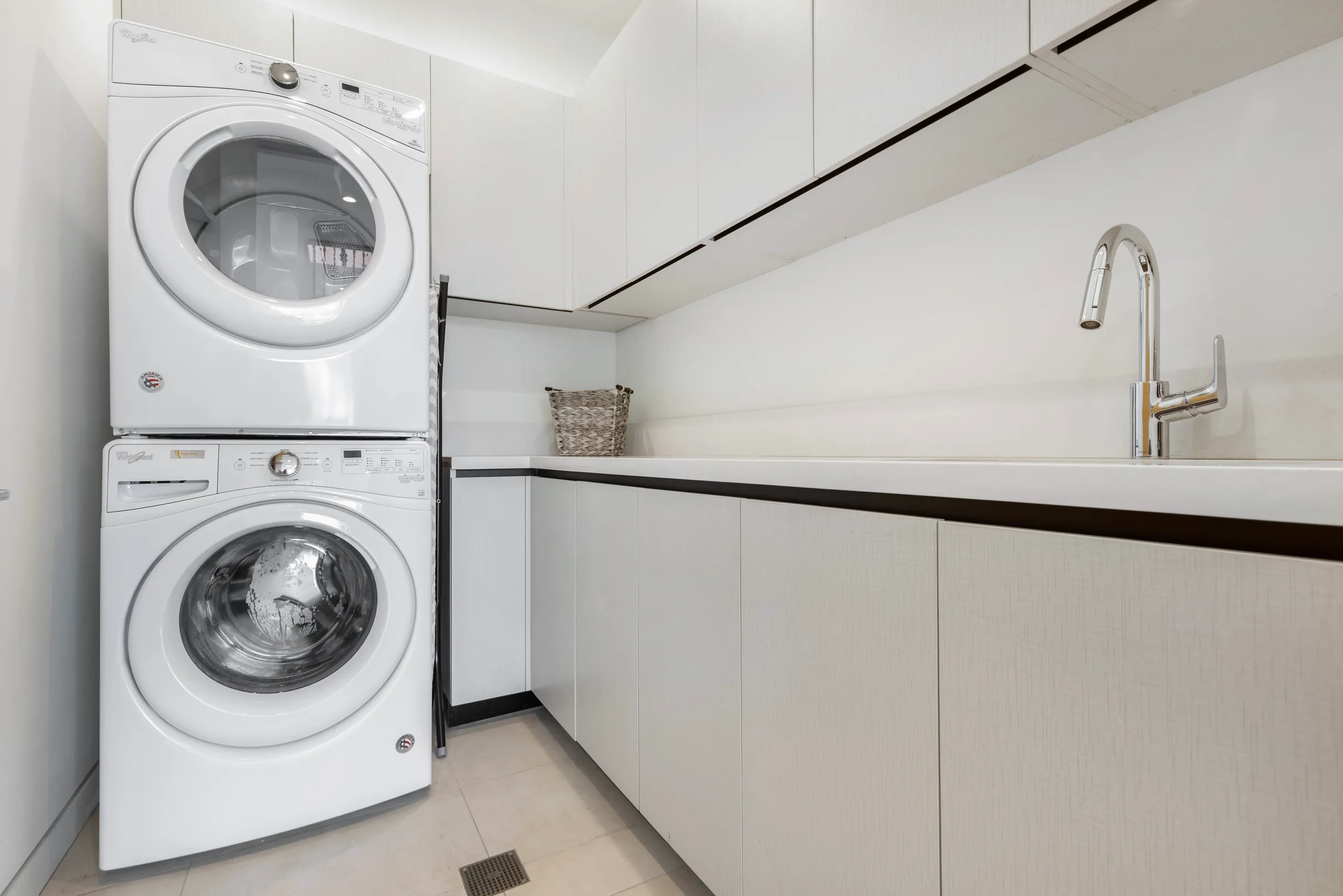 Wander West Hollywood Manor #22