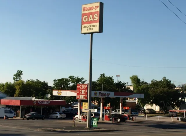 Roundup Food & Fuel