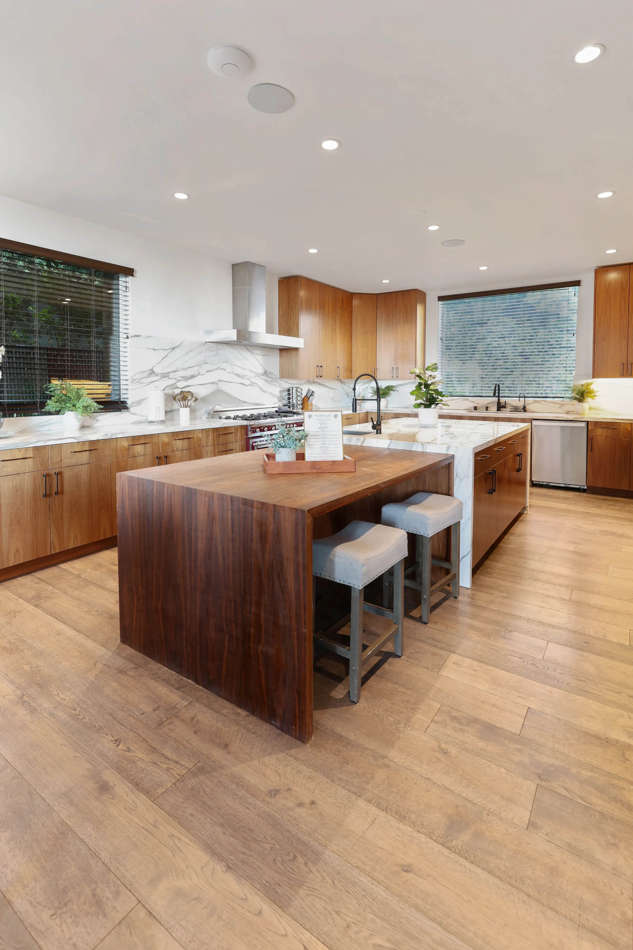 Wander Los Angeles Oasis #22