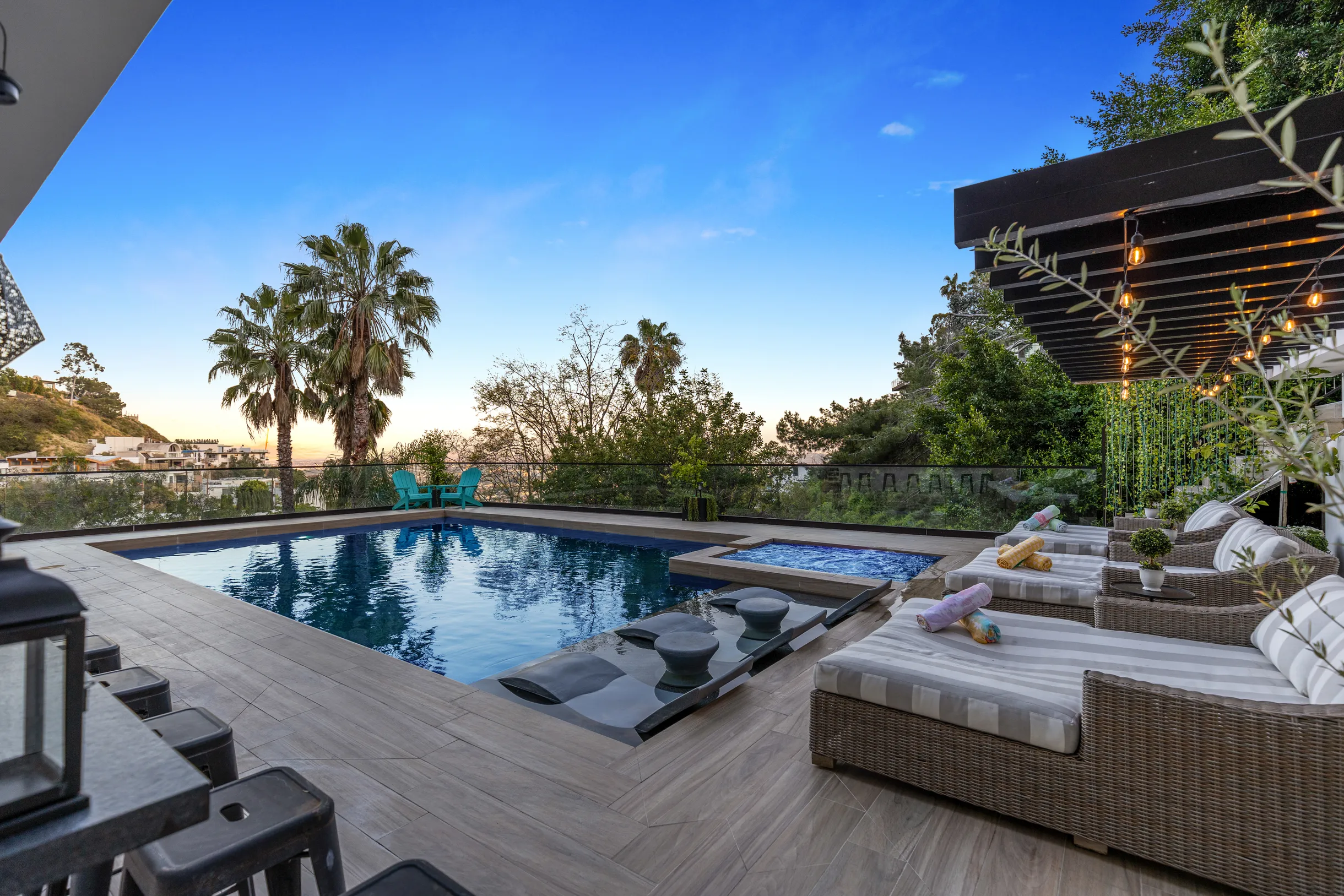 Wander Los Angeles Oasis #40