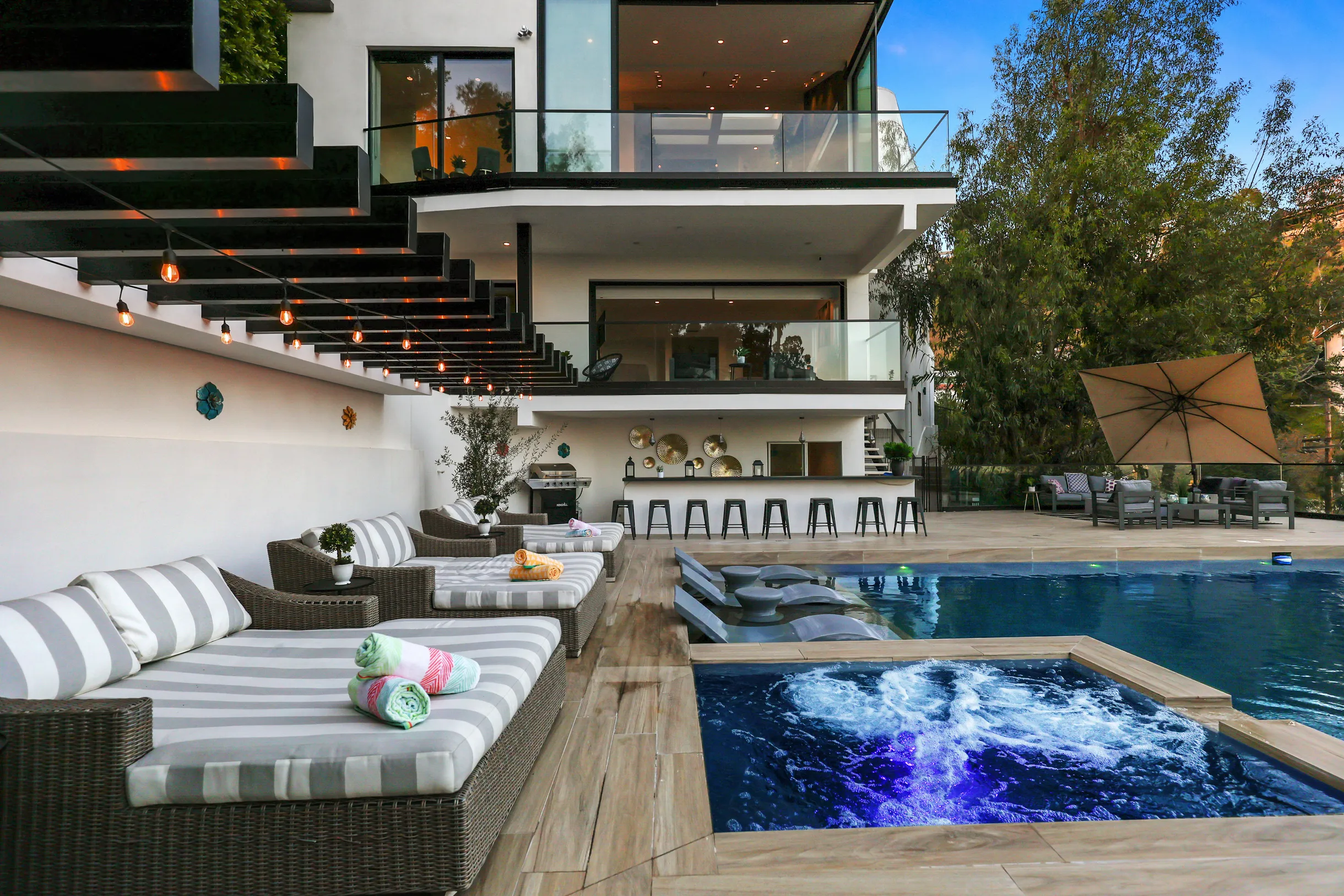 Wander Los Angeles Oasis #23