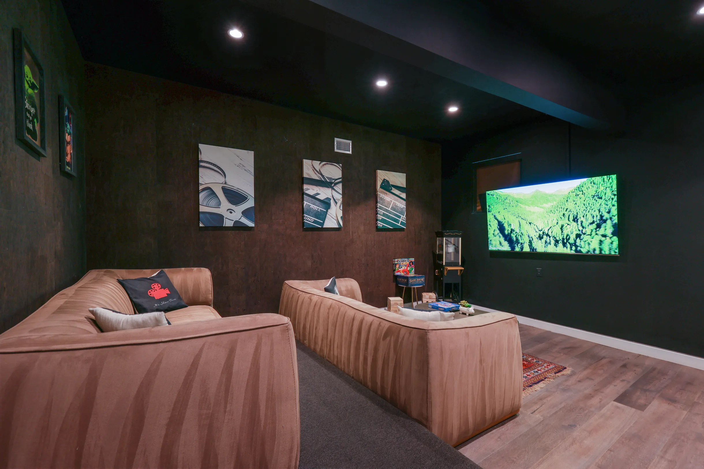 Wander Los Angeles Oasis #12