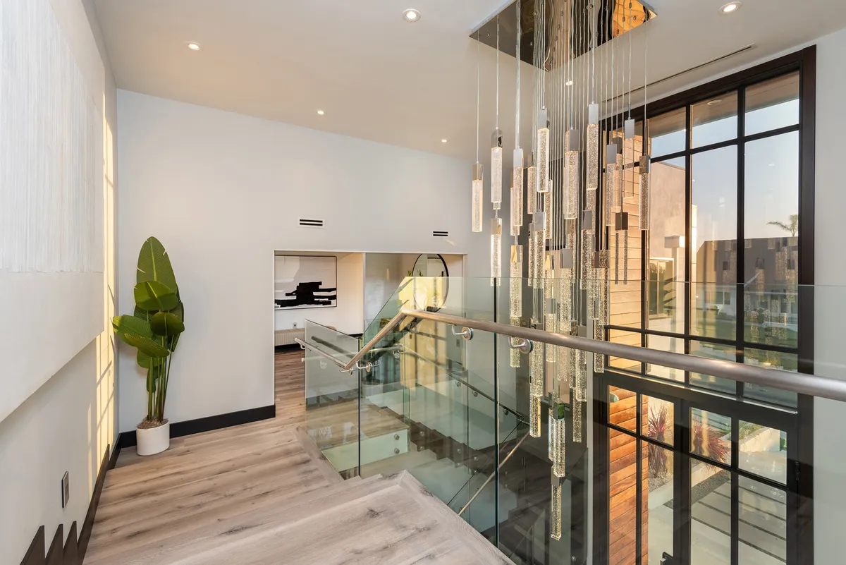 Wander Tarzana Hills #46