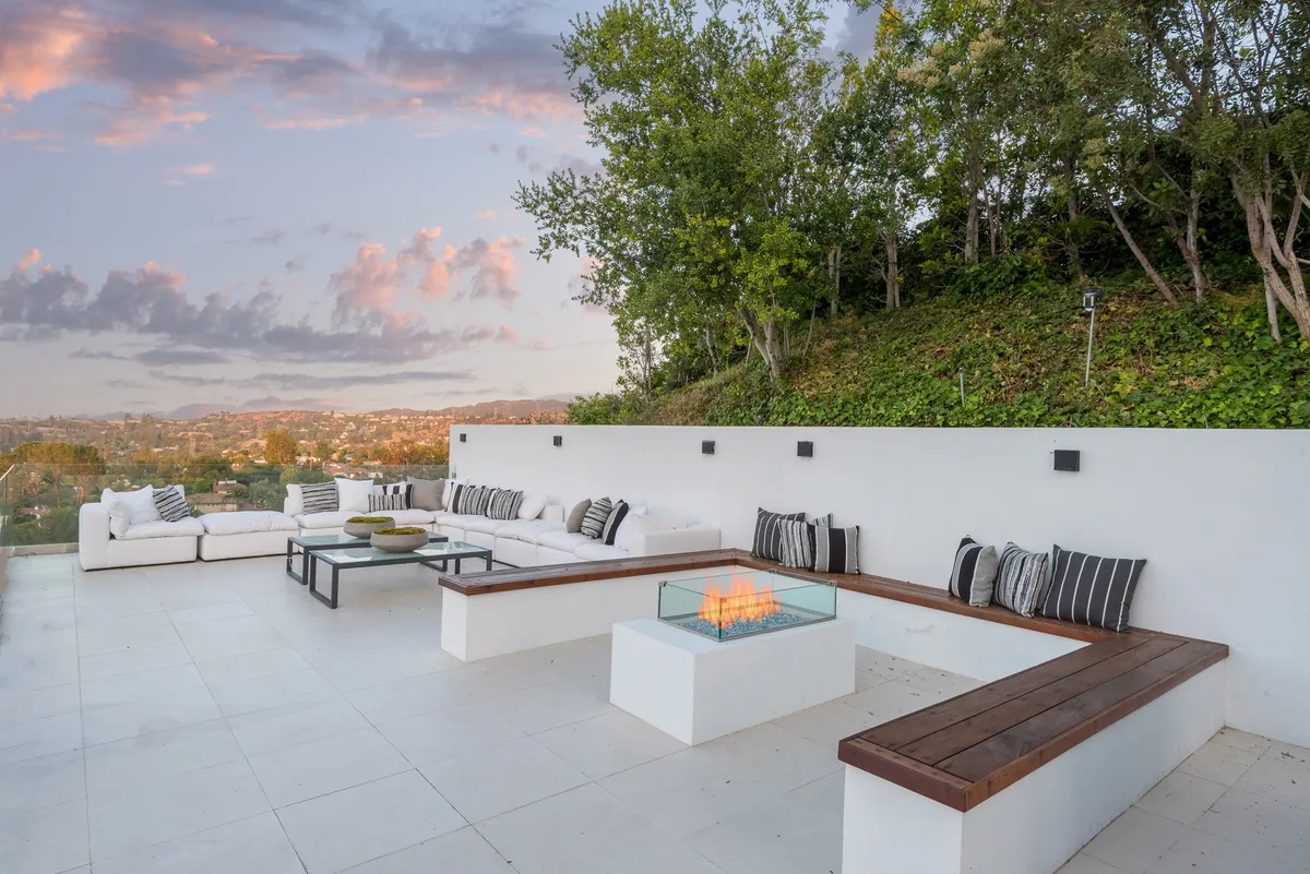 Wander Tarzana Hills #61