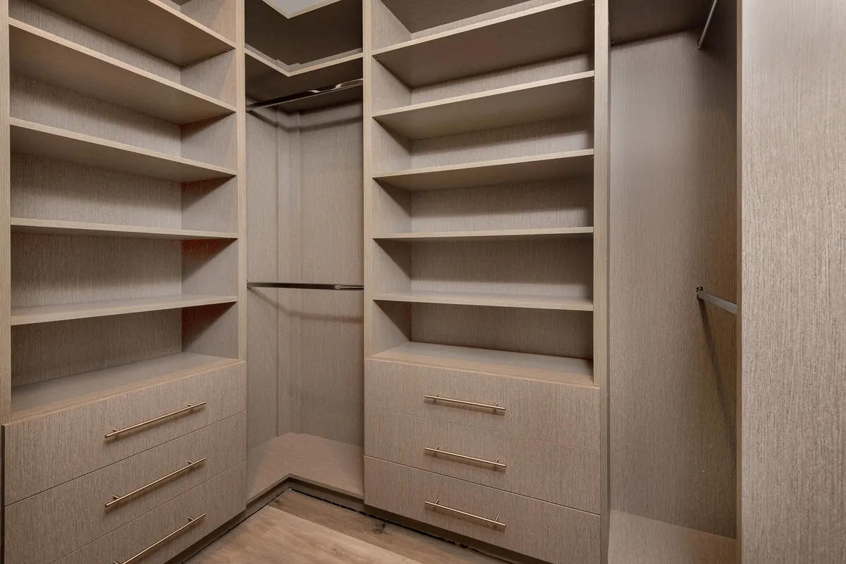 Wander Tarzana Hills #32