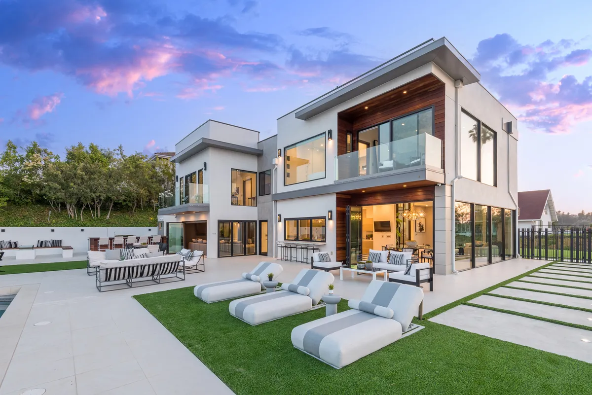 Wander Tarzana Hills #21