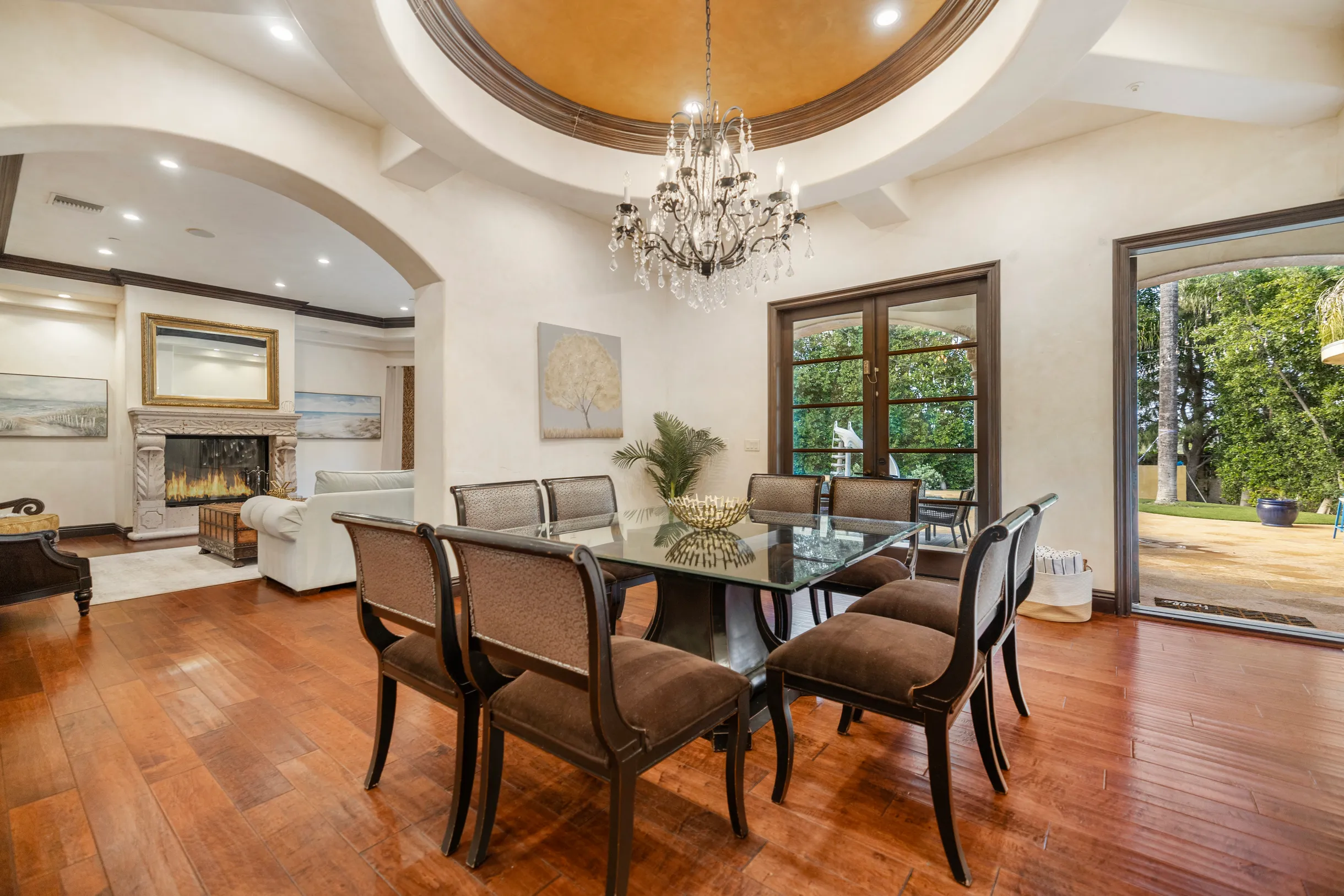 Wander Tarzana Estate #7