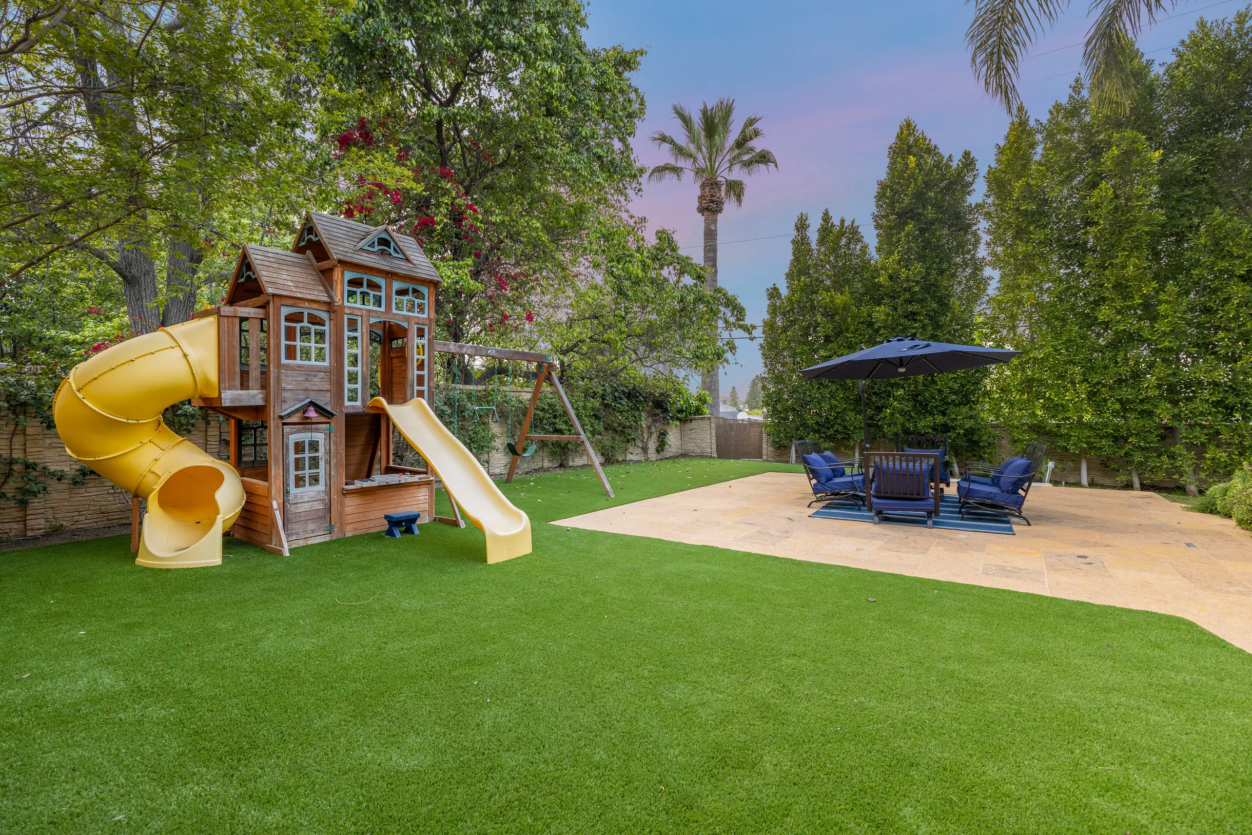 Wander Tarzana Estate #40