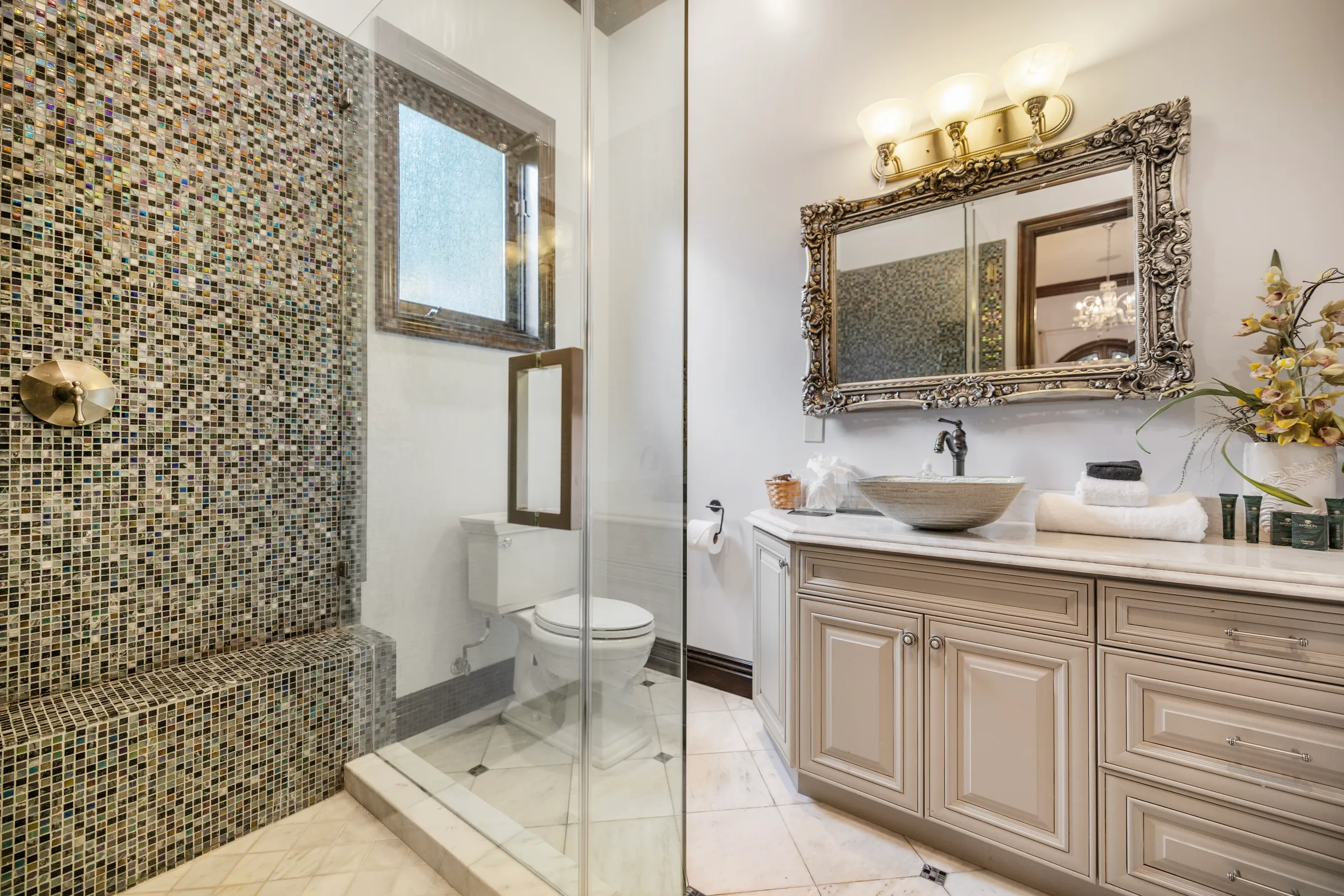 Wander Tarzana Estate #15