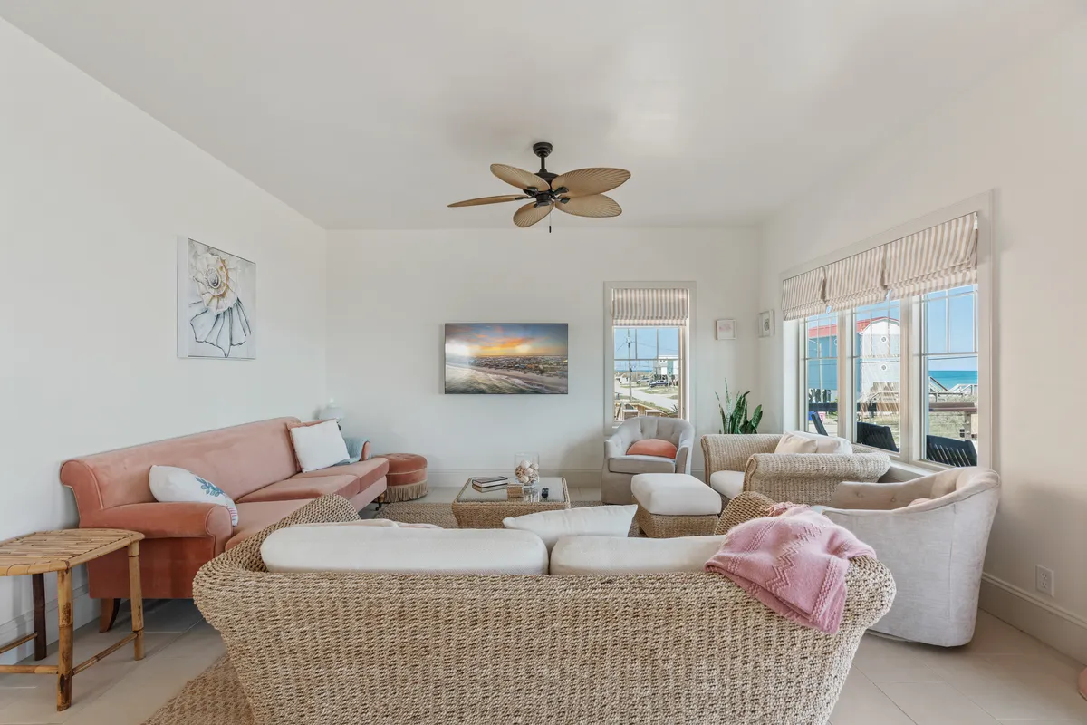 Wander Surf City Shores