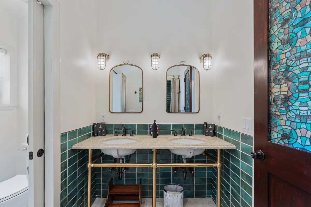 Wander Surf City Shores