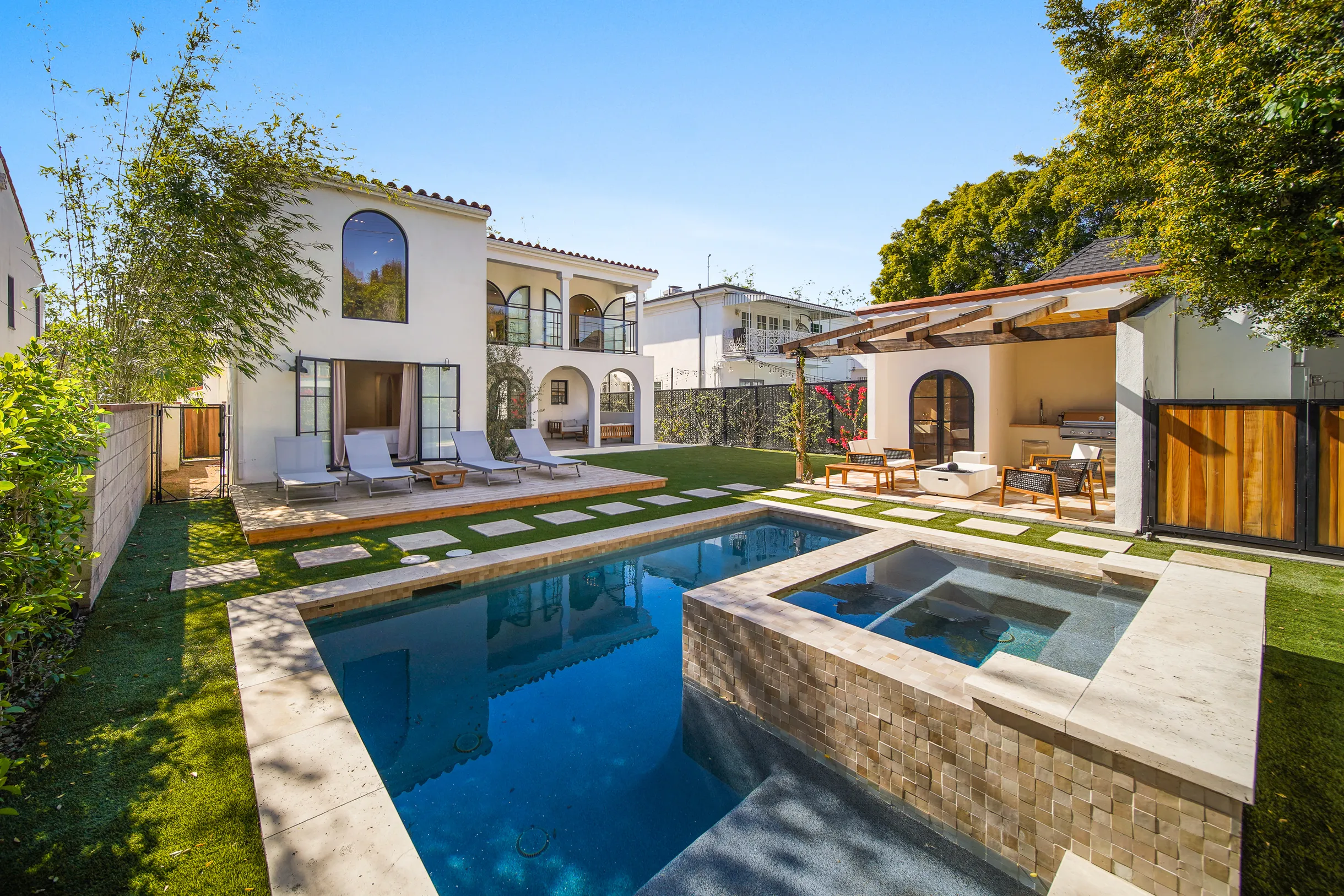 Wander Los Angeles Terra #43