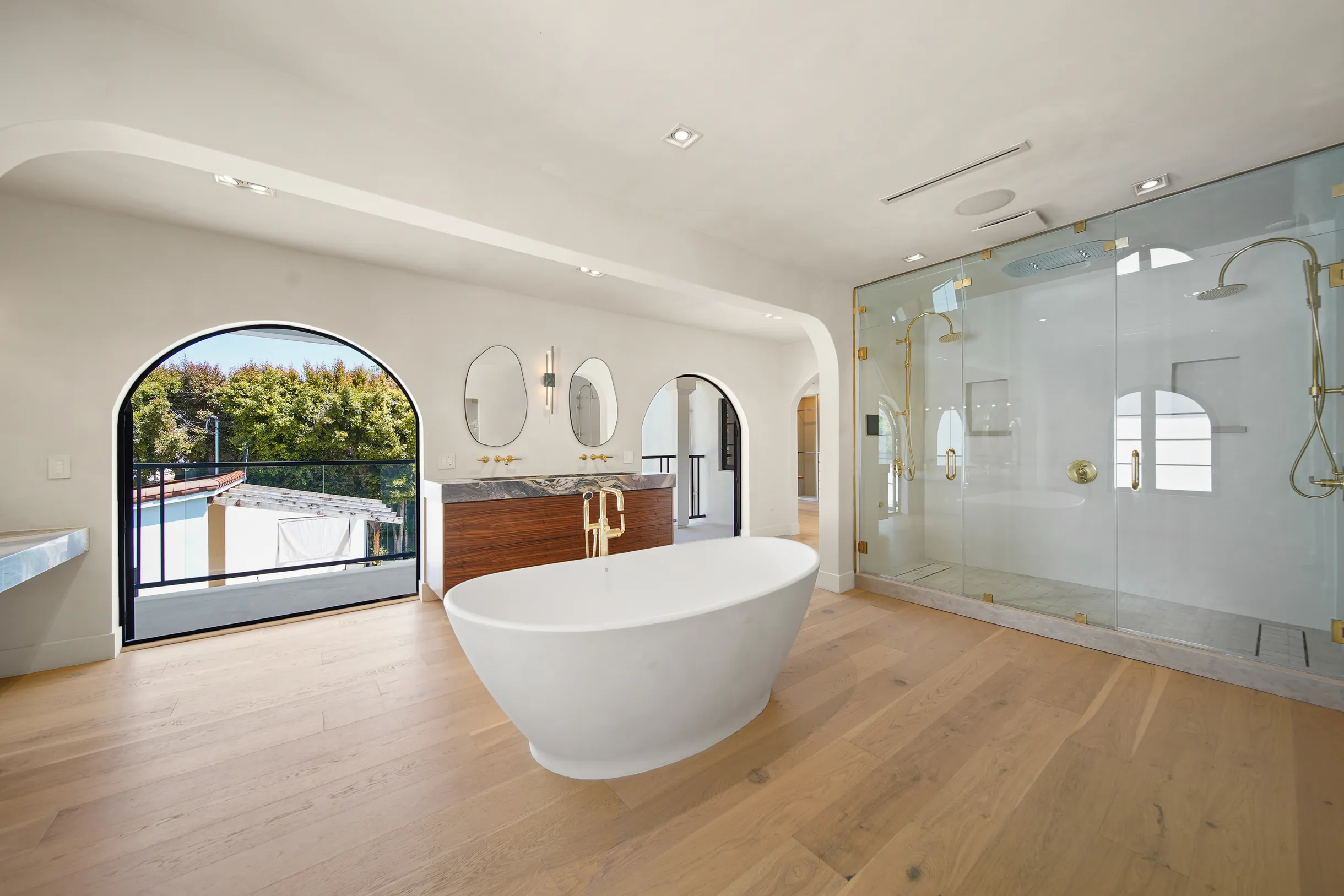 Wander Los Angeles Terra #11