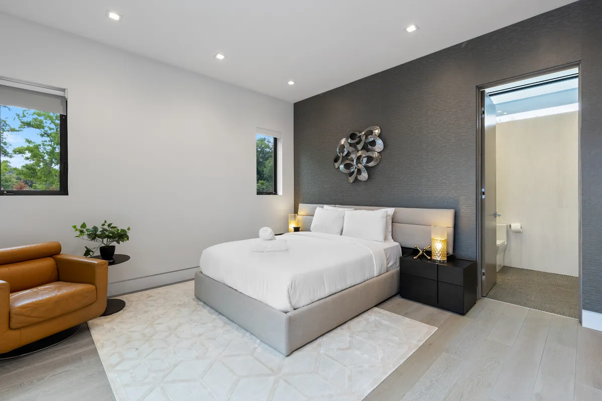 Bedroom 4 image