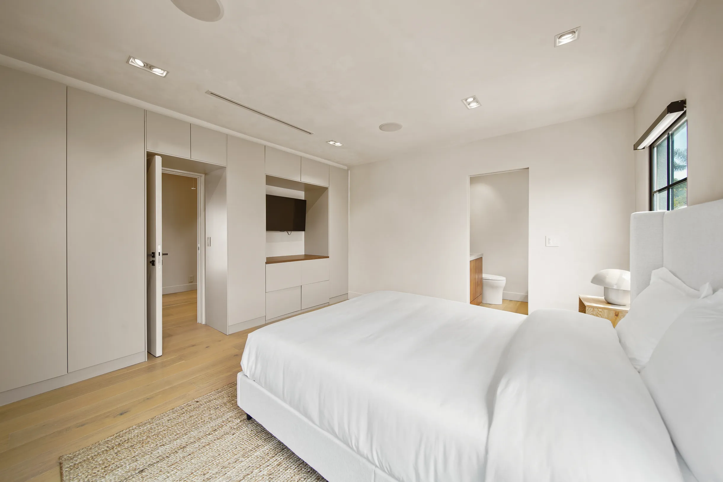 Wander Los Angeles Terra #30