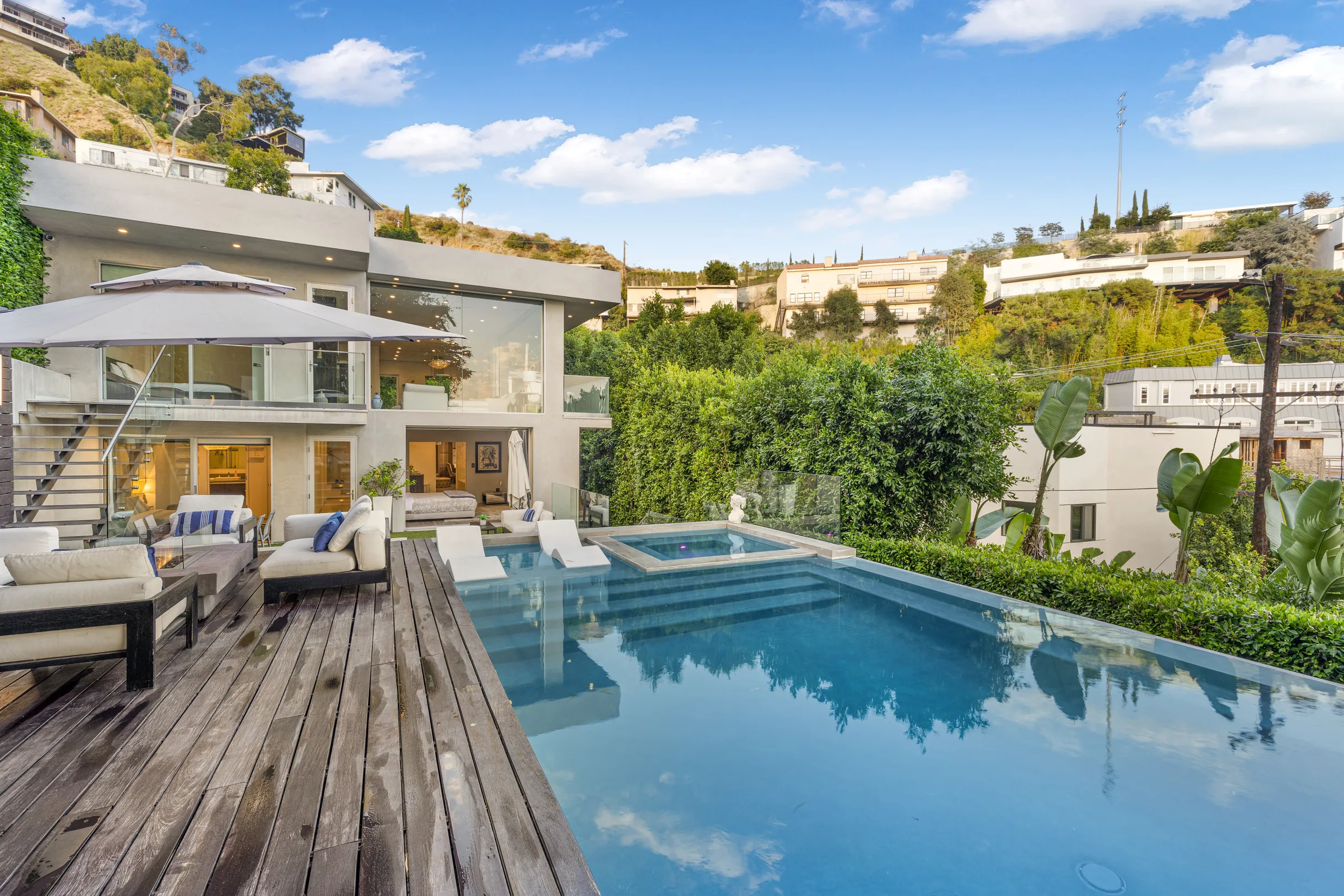 Wander Hollywood Hills Horizon #37